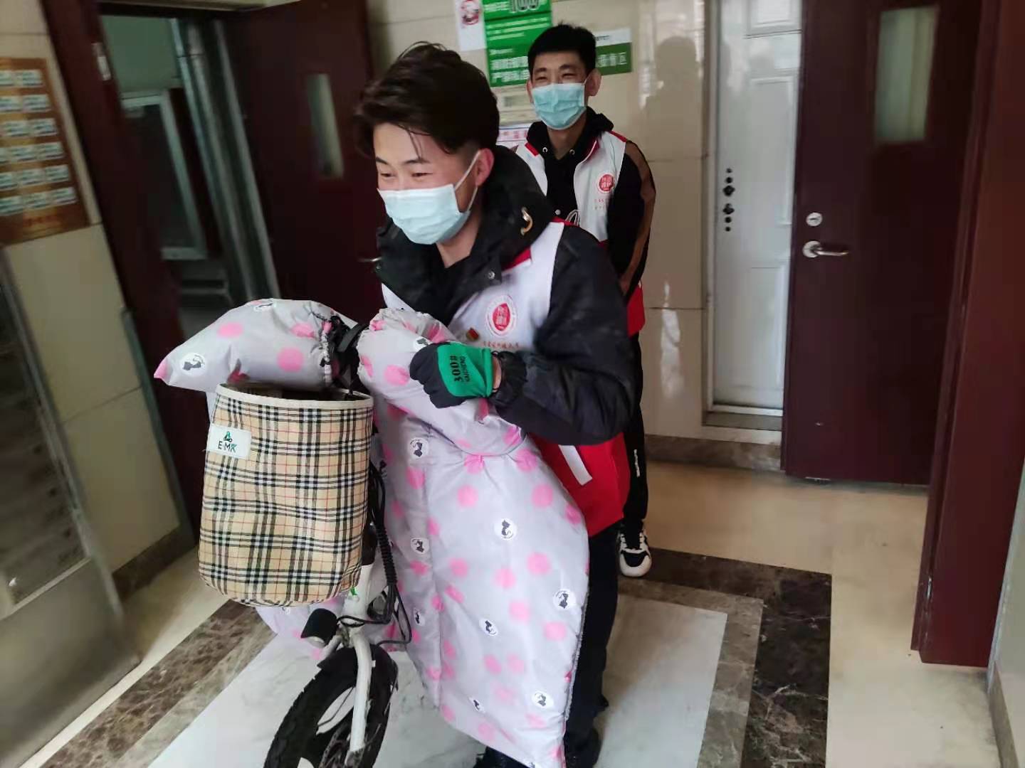 说明: C:\Users\ywl\AppData\Local\Temp\WeChat Files\76d5f38a6830bb62ba009a81c77df2b.jpg